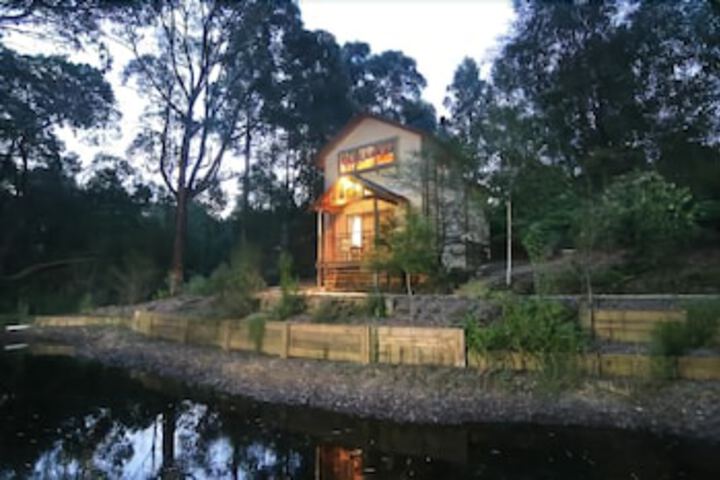 Eagle Hammer Cottages