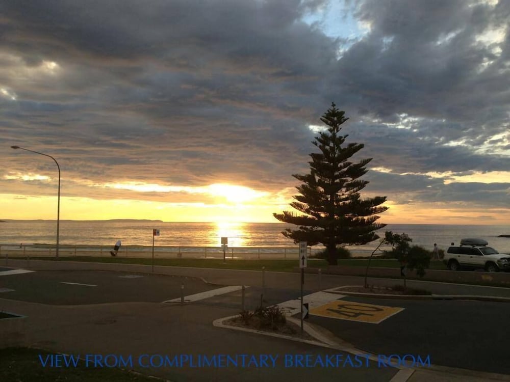 Beachhouse Mollymook