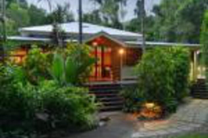 Port Douglas Valley Retreat