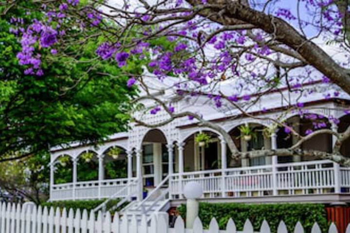 Wiss House Bed and Breakfast