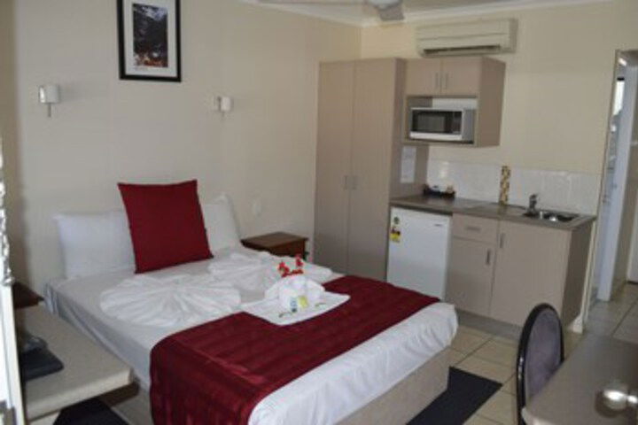Charters Towers Motel