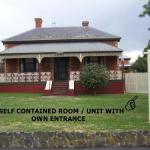 RJs Bed  Breakfast
