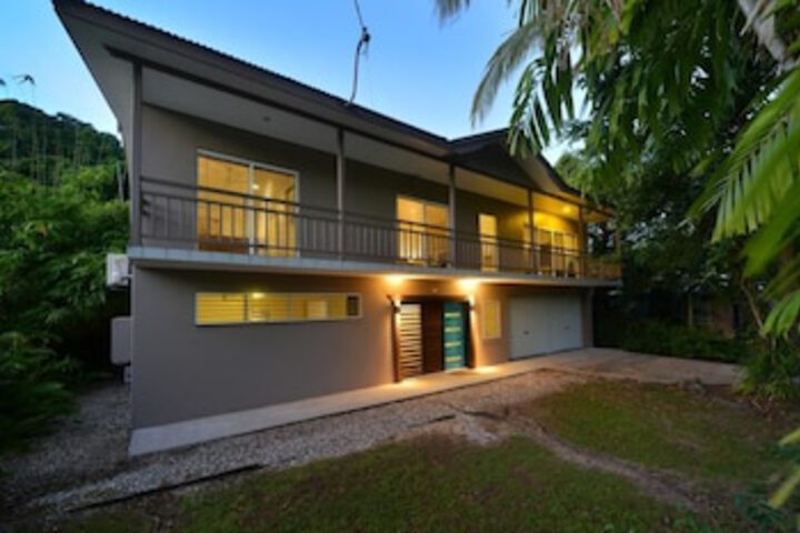 Villa Sorrento Luxury House