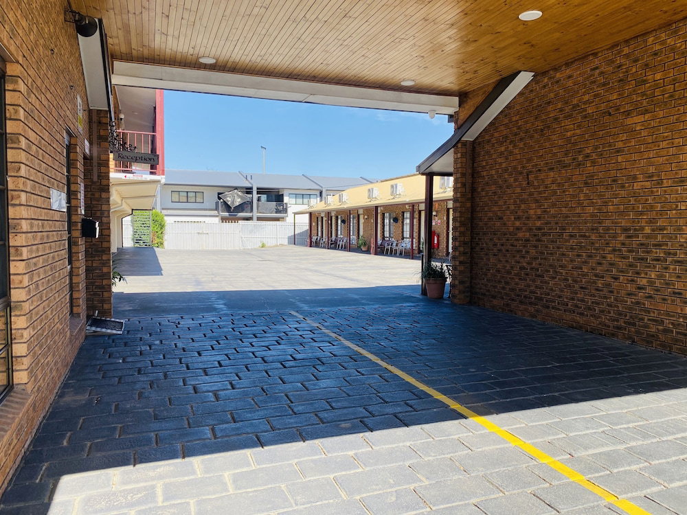 The Cottage Motor Inn Albury