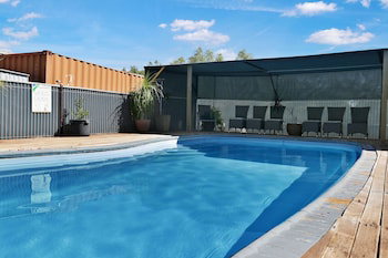 Aaok Moondarra Accommodation Village