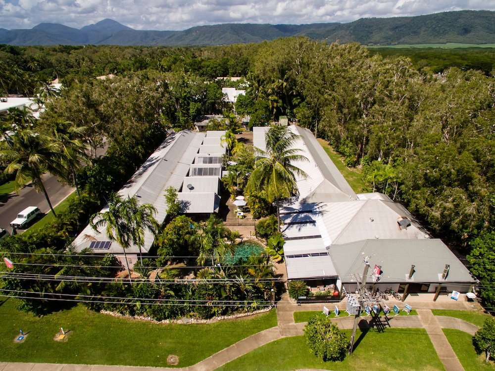 Coral Beach Lodge