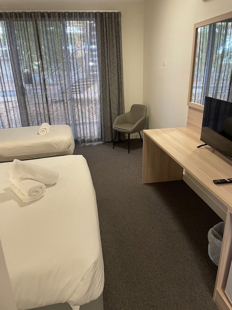 Roxby Downs Motor Inn