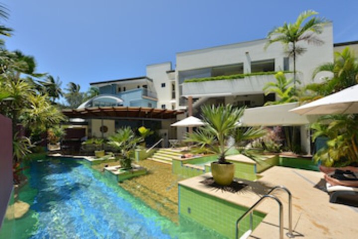 Seascape Holidays - Peninsula Apartments