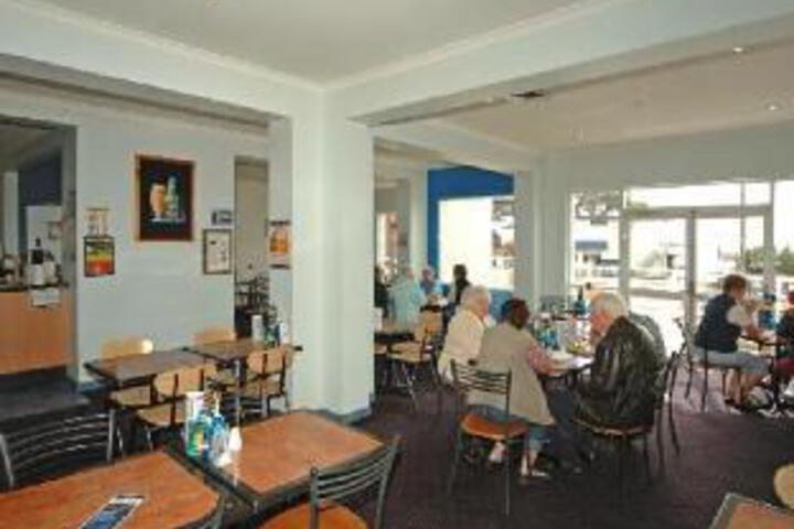Neptune Grand Hotel