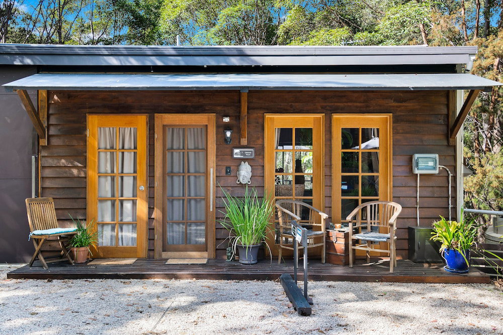 Noosa Hinterland Retreat For Total Isolation