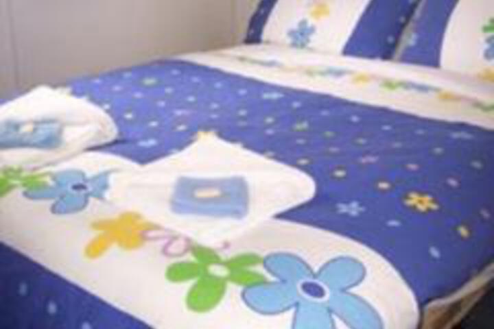 Sheffield Cabins  Apartments