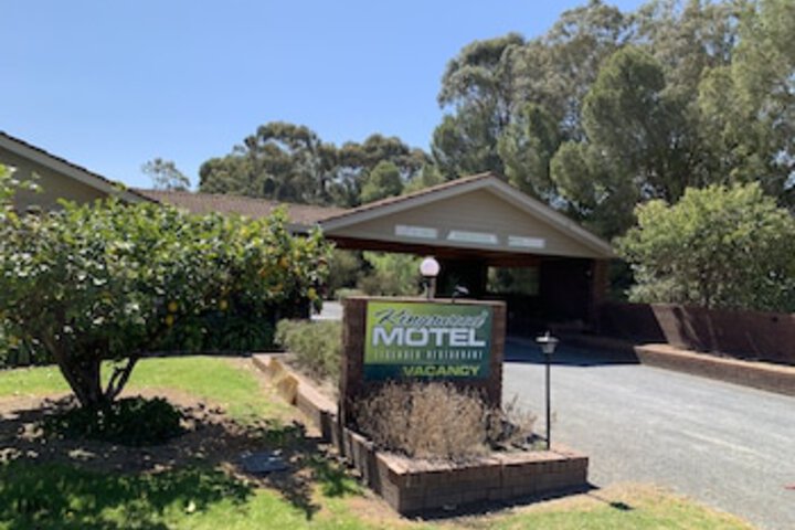 Kingswood Motel
