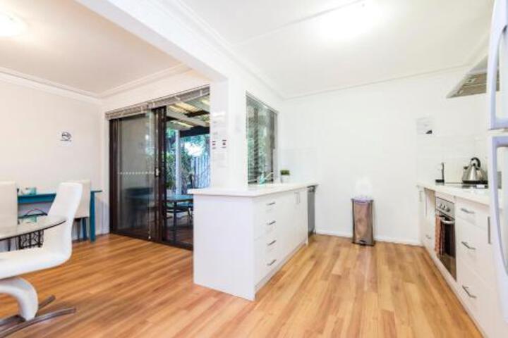 Park Terrace 2