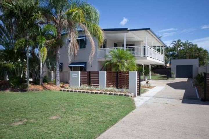 City Beach Holiday House