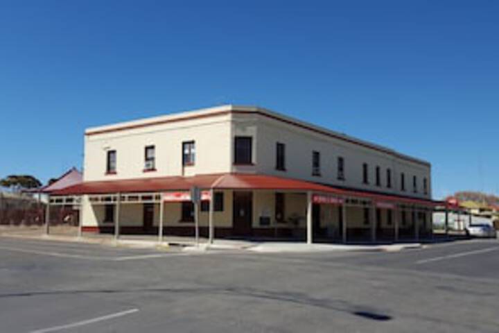 Copper Coast Hotel