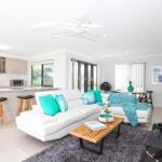 Beach Breeze Holiday House