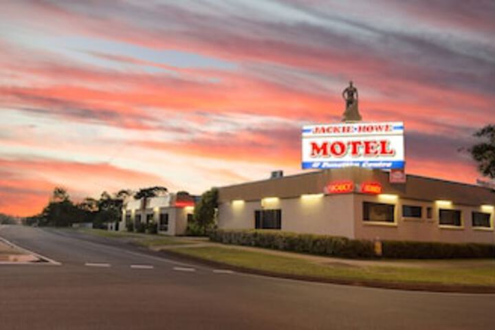 MAS Country Jackie Howe Motel
