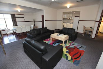 Macquarie Cottage