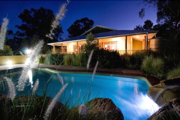 Zoofari Lodge at Taronga Western Plains
