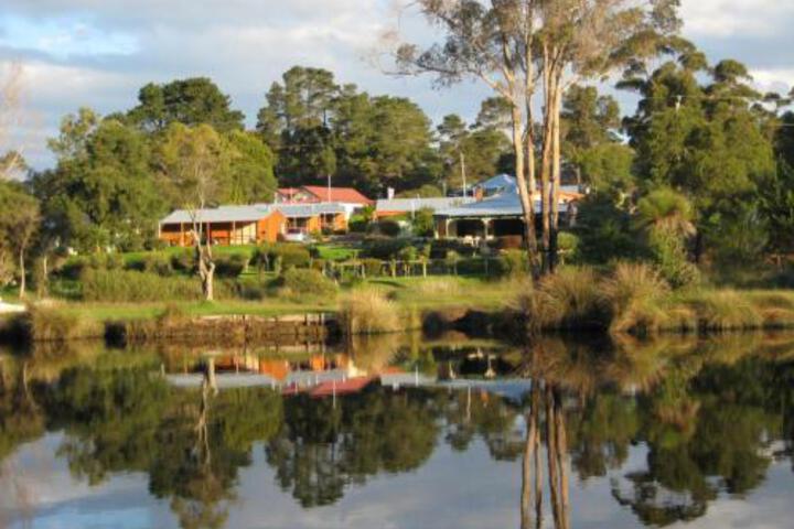 Nornalup Riverside Chalets
