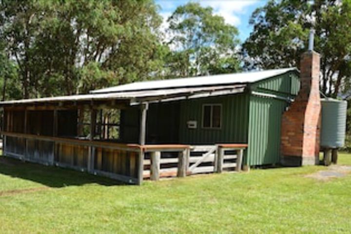 Four Bull Hut