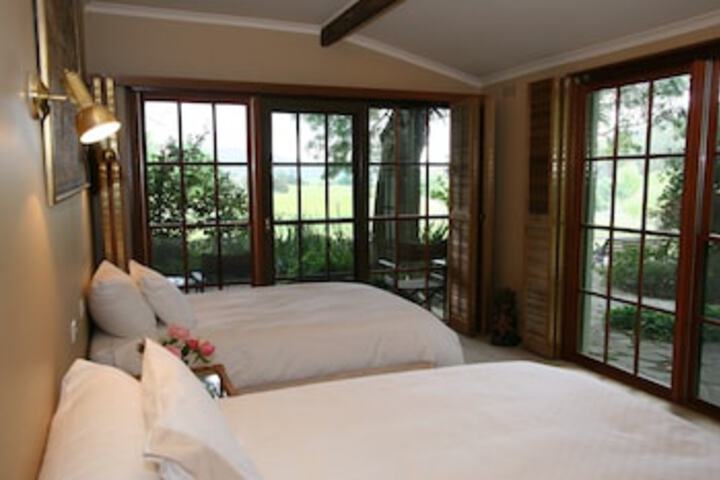 Riverhouse at Howqua Dale