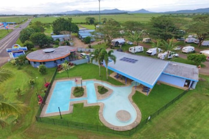 August Moon Caravan Park