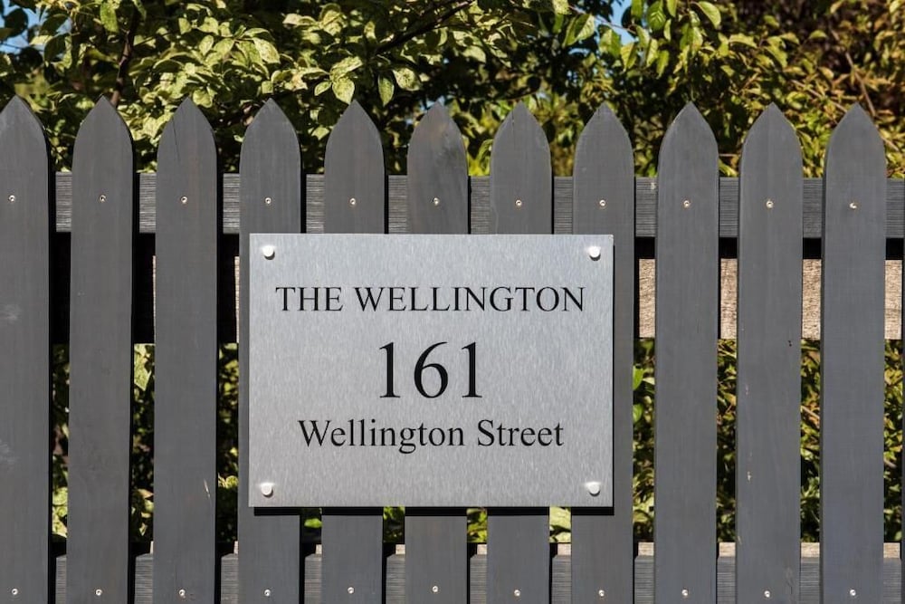 The Wellington Bed  Breakfast