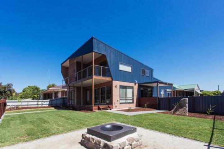 Bendigo Lakeside Accommodation