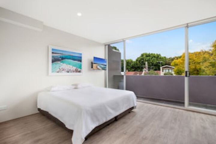 Bondi Beach Studios