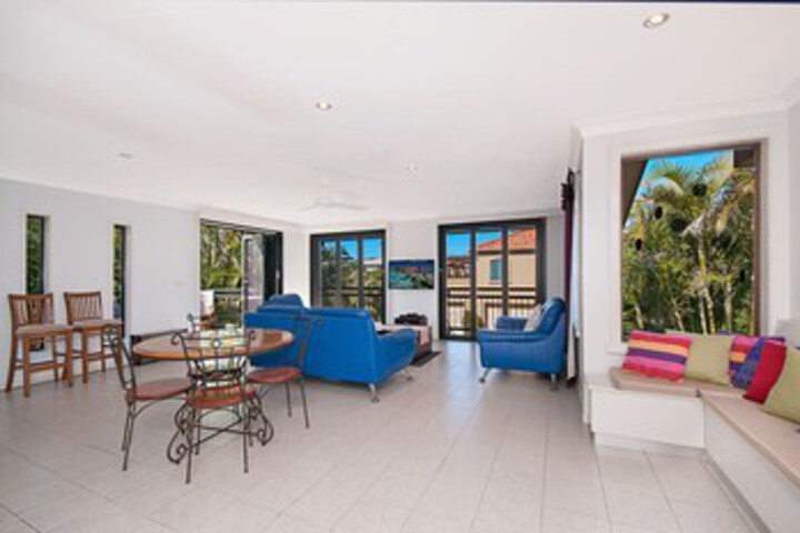 Rayners Secret Lennox Head