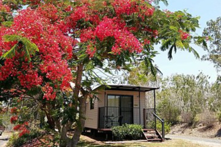Mt Larcom Tourist Park