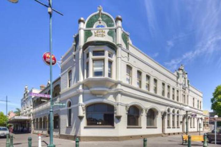 Leura Hotel Camperdown