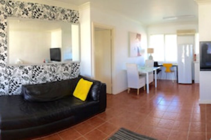 Luna Apartments