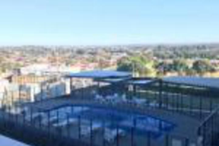 Luxury Apt with 2BR plus 2Bath
