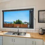 Southern Beaches Holiday House