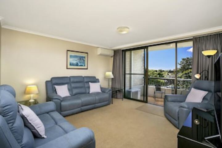 HAMP1 Bright Apartment in Cremorne