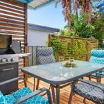 Sea Shack renovated 1950s beach house