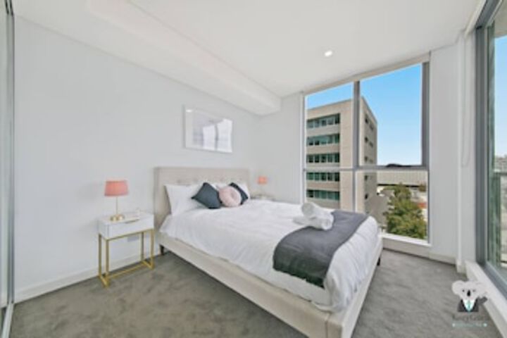 Mascot Spacious Brand New 2bed parking Nma260-6