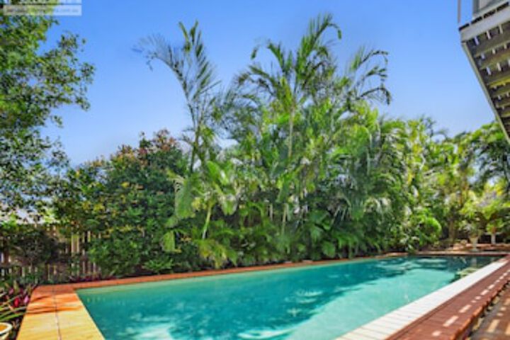 Fabulous Pet Friendly Family Home - 3 Carribean Court