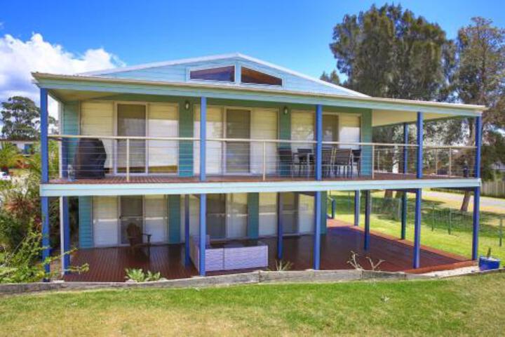 Sea Dream Pet Friendly 1 Min Walk to Beach