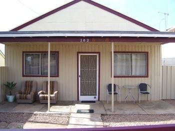 Aussie Bacon  Eggs Cottages