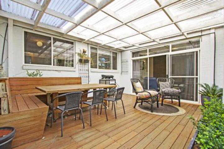 Golfers Getaway Mollymook Augusta Place 14 / 13 15