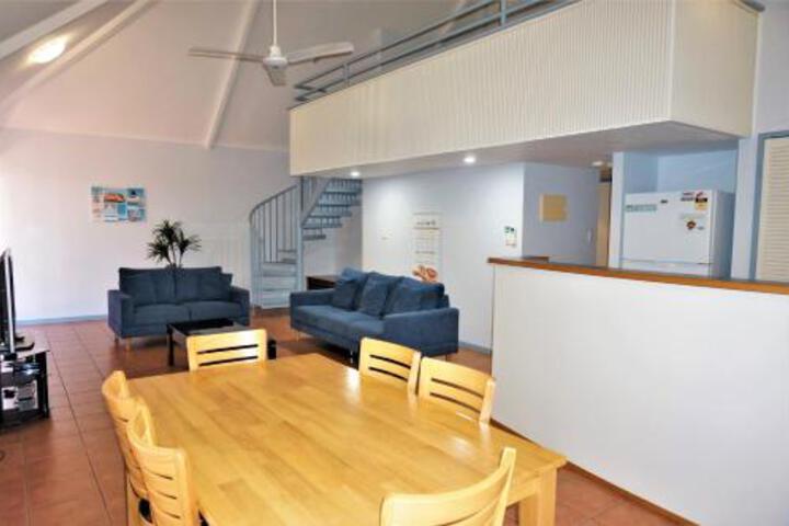 Osprey Holiday Village Unit 118 Excellent 3 Bedroom Holiday Villa with a Pool in the Complex