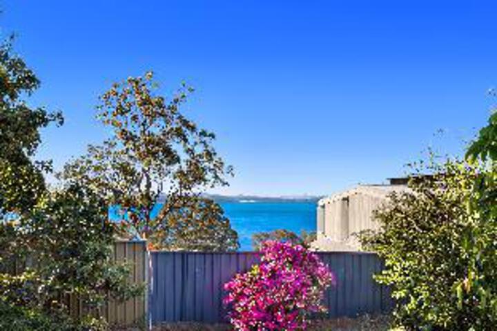 1 Bedroom House Government Road No. 102 PET FRIENDLY
