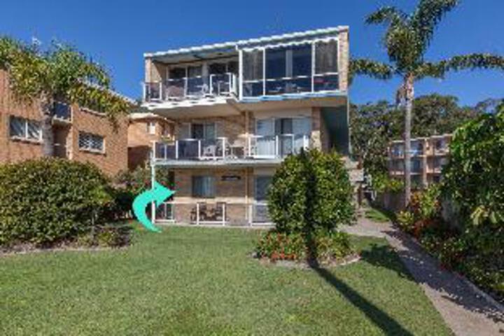 2 Bedroom Apartment Castaways Unit 1