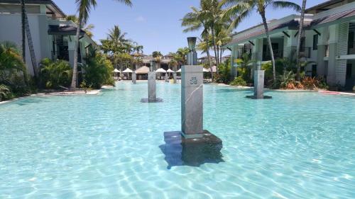 Sea Temple Port Douglas Swim Out Two Bathrooms Direct Pool Access