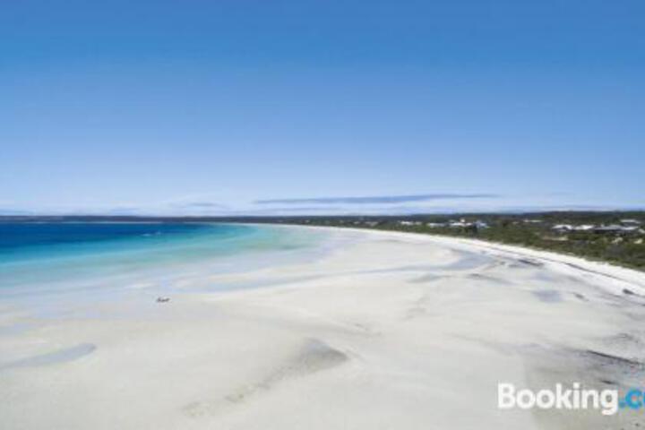 Browns Beach SA Dentist Find