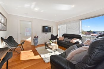 Spacious Bright 4 Bedroom Home
