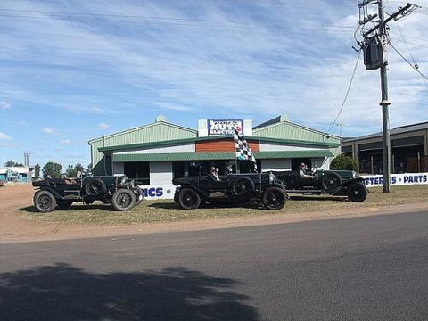Rod’s Auto Electrics–Emerald - Dentist Find 1